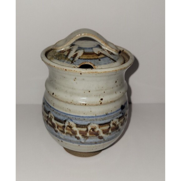 Vintage Studio Art Pottery Honey Jar Sugar Jar with Lid Artist Signed - Picture 2 of 15